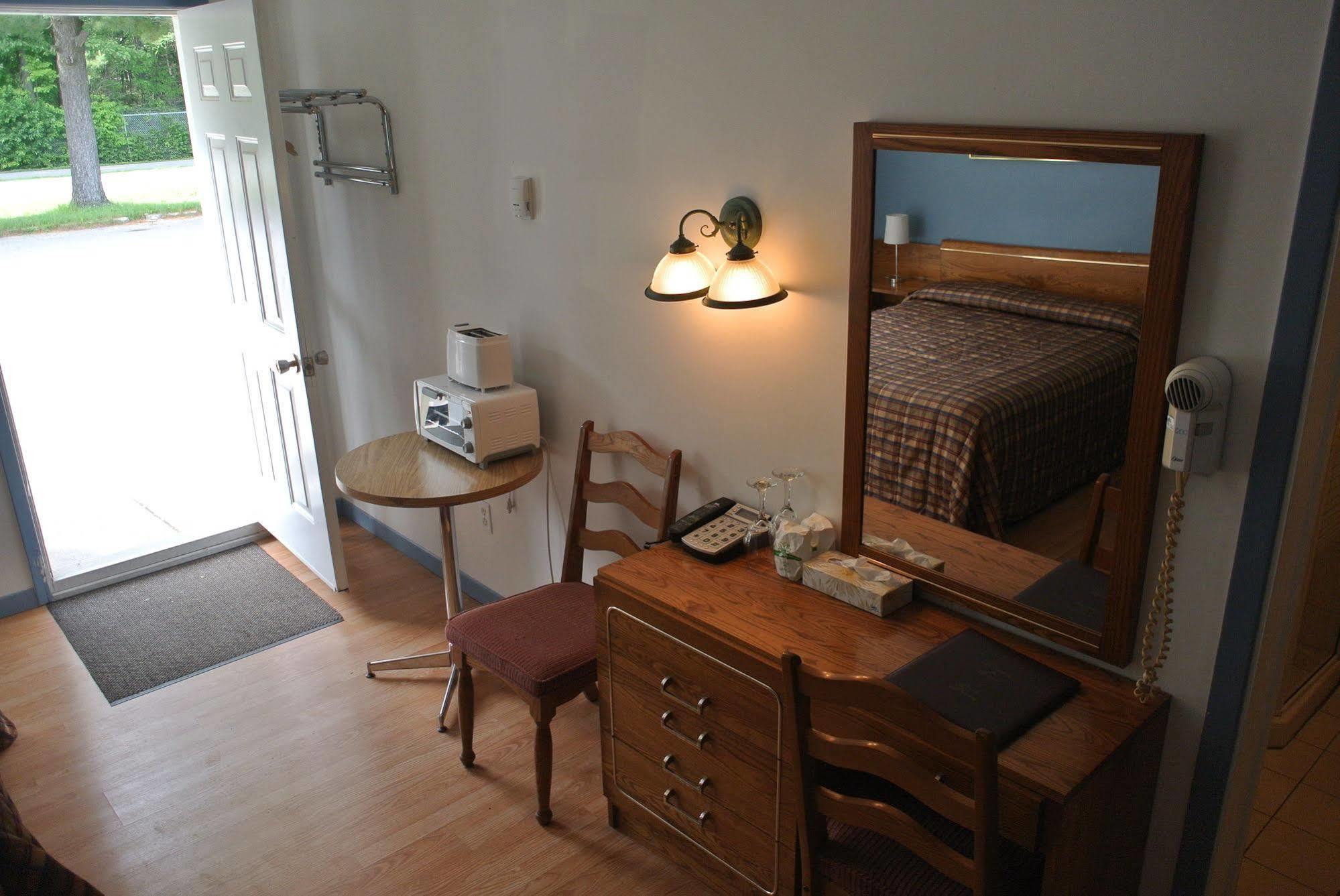 Motel Bonsoir Joliette Εξωτερικό φωτογραφία