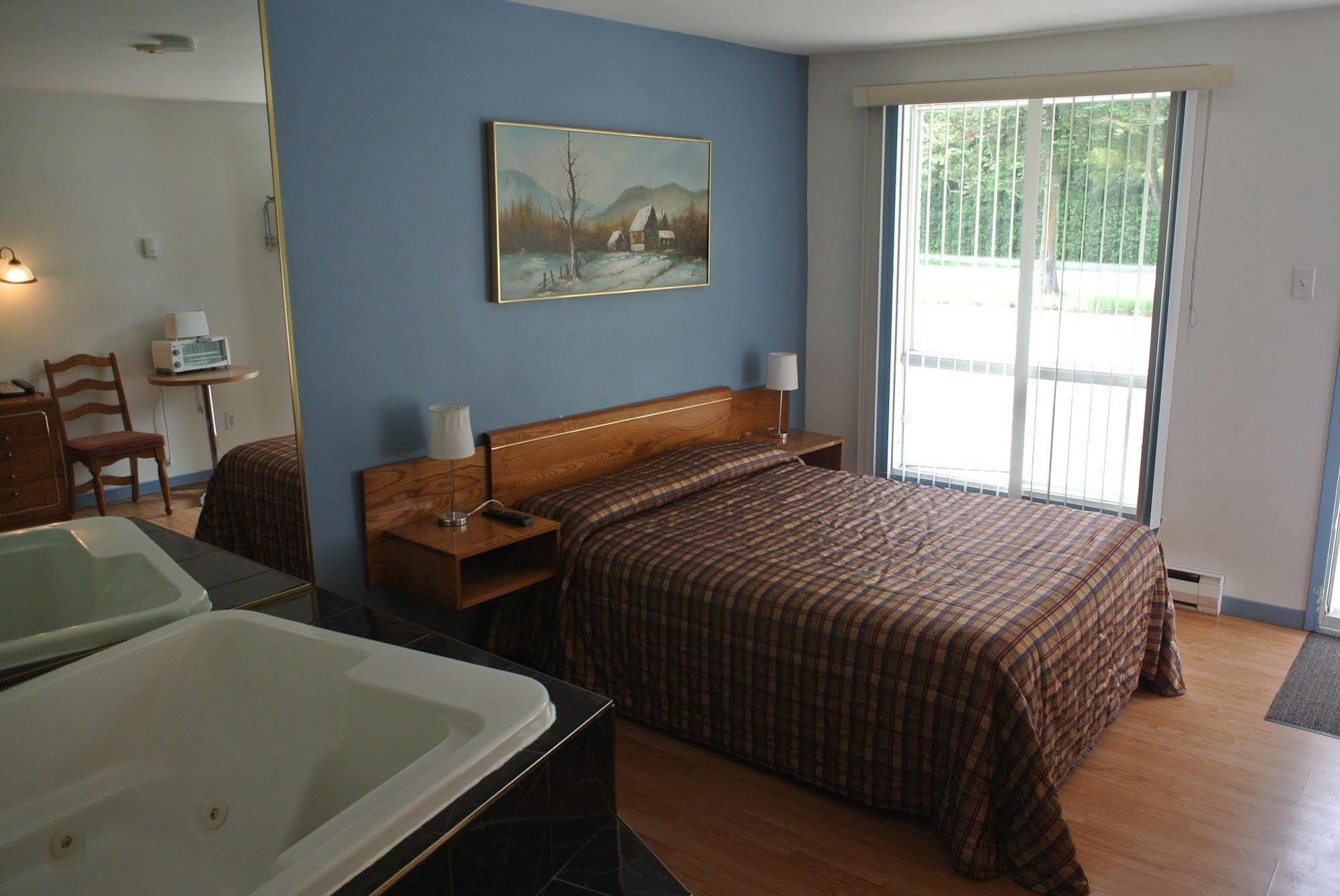 Motel Bonsoir Joliette Εξωτερικό φωτογραφία